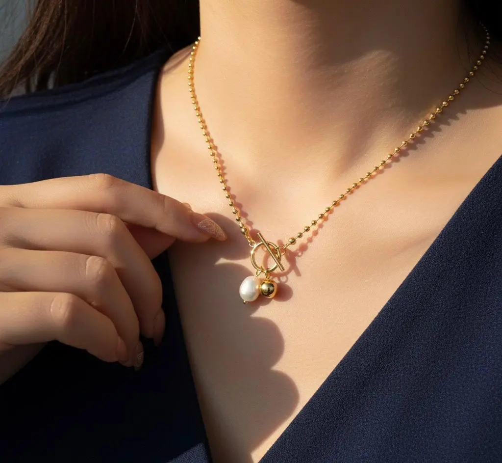 Collier fermoir T-Bar et pendentif perle